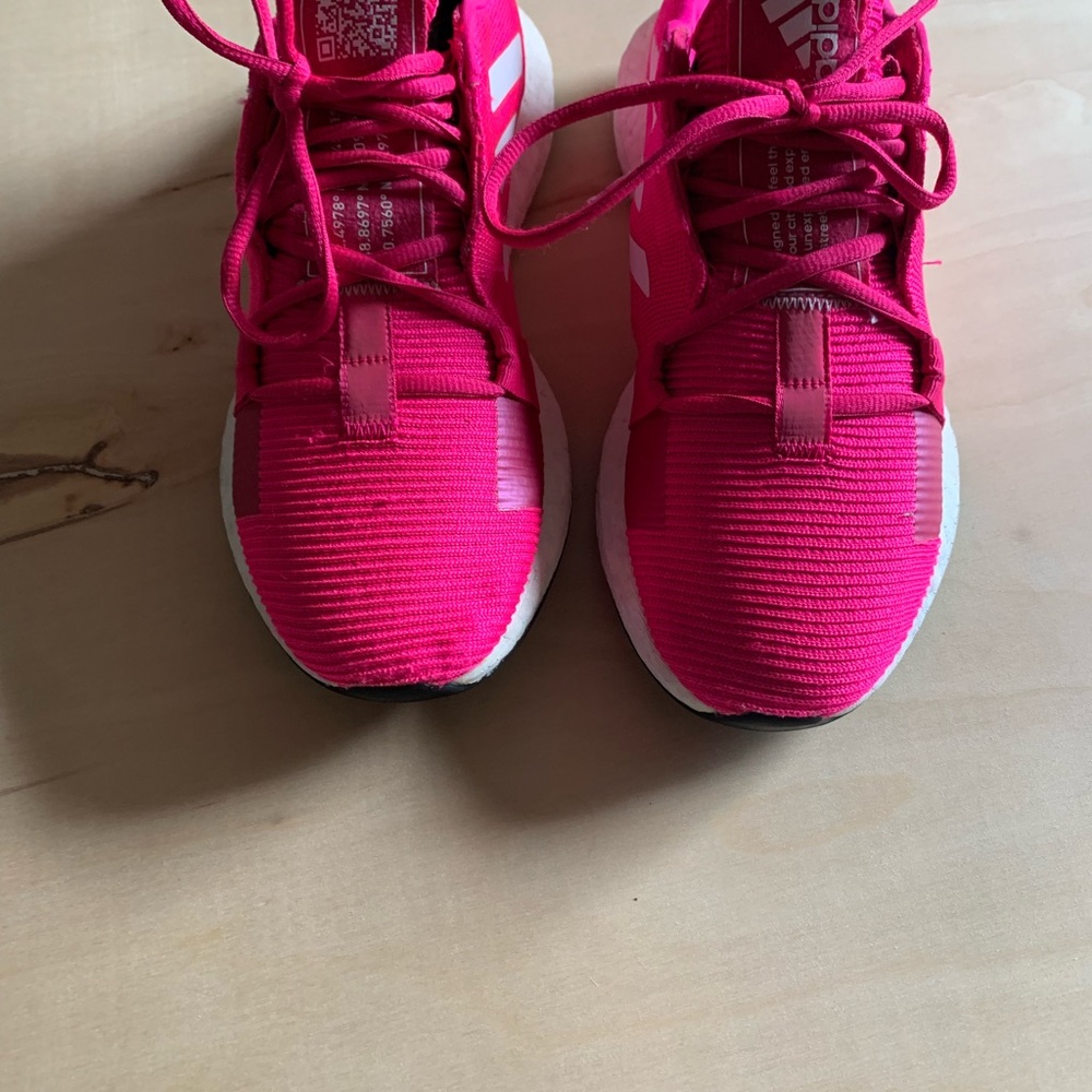Adidas PureBoost - Picture 2 of 6